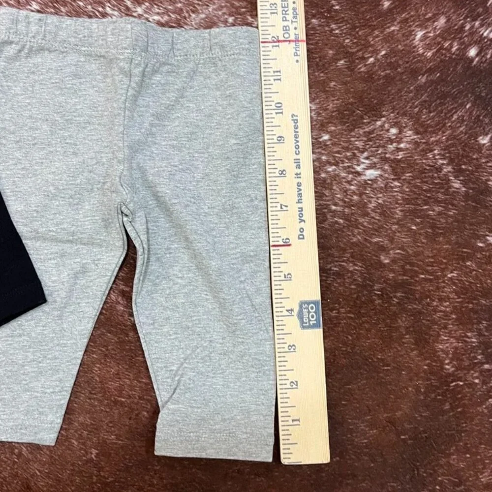 3/$20 Bundle •The Children’s Place capri Legging 2-Pack Black & Gray 18–24M
